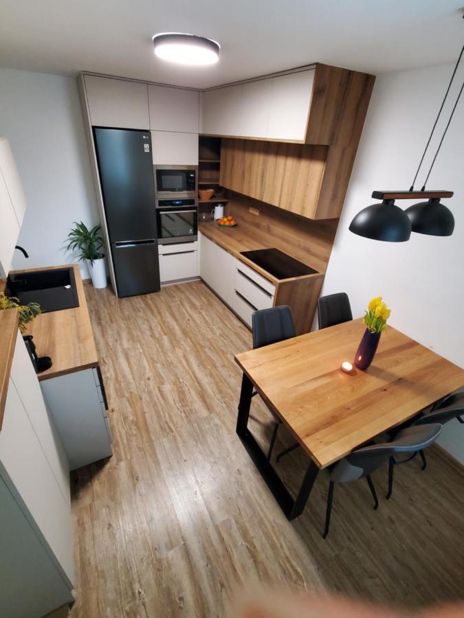 Novy Apartman Eva Jičín Esterno foto